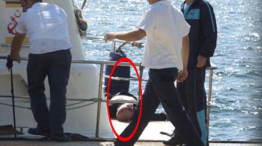 Emekli astsubay k&ouml;pr&uuml;den atladı