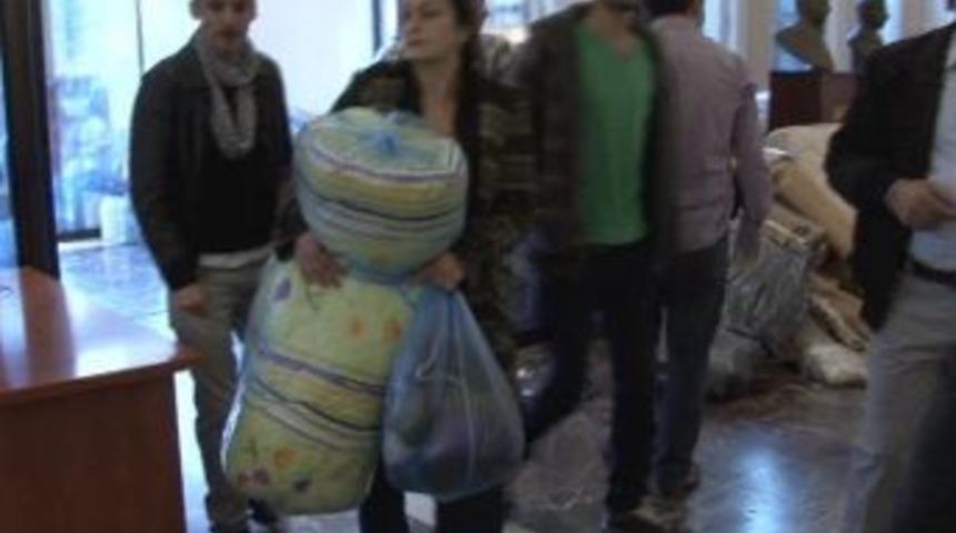 Kadık&ouml;y Belediyesi yardım &uuml;ss&uuml; gibi &ccedil;alışıyor