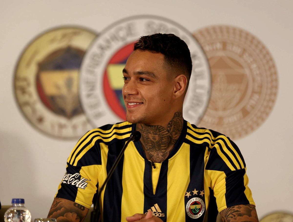 Fenerbahçe nin eski yıldızından acı itiraf! "9 ay boyunca cehennemi yaşadım!" 2