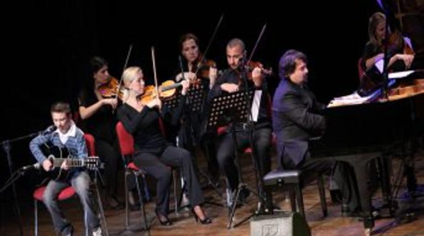 K&uuml;&ccedil;&uuml;k&ccedil;ekmece Belediyesi, k&uuml;lt&uuml;r sanat sezonuna merhaba dedi