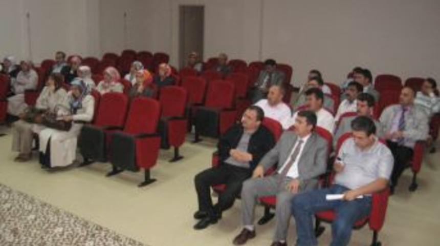 Çorumlu aileler, sevgi evlerindeki çocuklara hayat koçluğu yapıyor