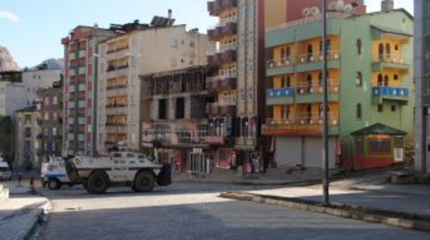 Ter&ouml;r yandaşlarından polise ses bombası