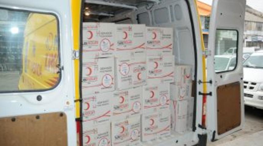 Canik Kızılay ve &Ouml;M&Uuml;'l&uuml; &ouml;ğrencilerden Van'a yardım