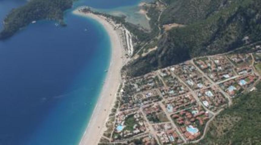 &Ouml;l&uuml;deniz Hava Festivali otelleri doldurdu