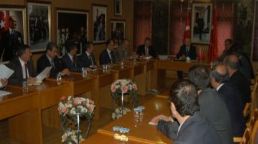 Gaziantep&rsquo;ten Van&rsquo;a 6 TIR dolusu yardım g&ouml;nderilecek