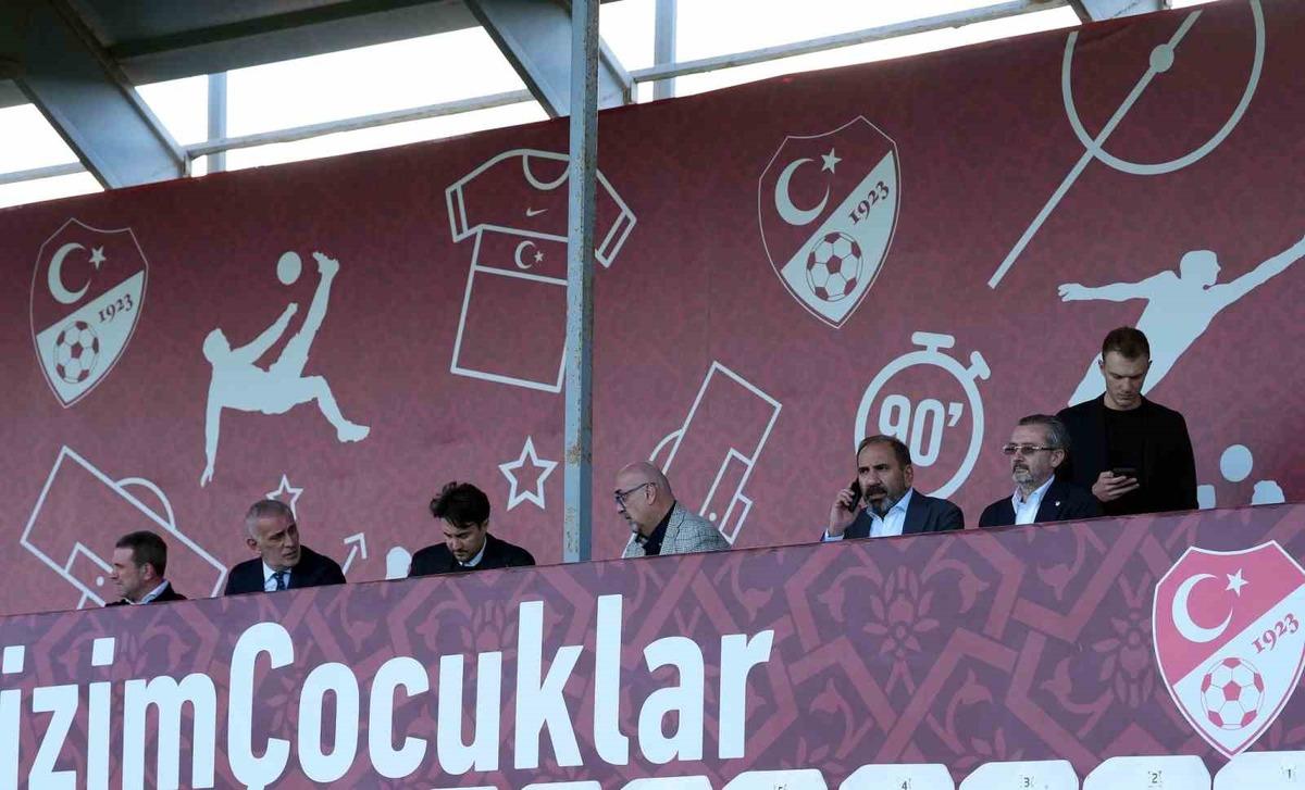 A Milli Futbol Takımı, Bel&ccedil;ika ma&ccedil;ı hazırlıklarına devam etti 2
