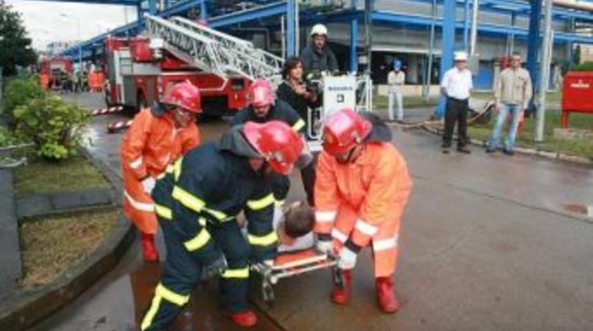 Sanayi kuruluşlarına yangın eğitimi