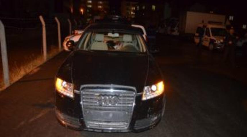 &Ccedil;alıntı arabada uzun namlulu silah ele ge&ccedil;irildi