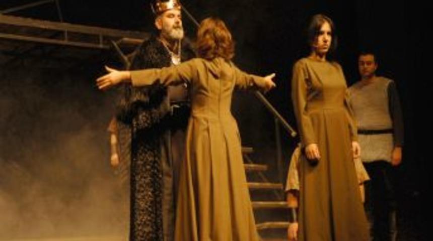 Macbeth Tayyare'de beğeniye &ccedil;ıkıyor