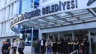 Vahap Seçer ve 2 başkan adliyeye sevk edildi