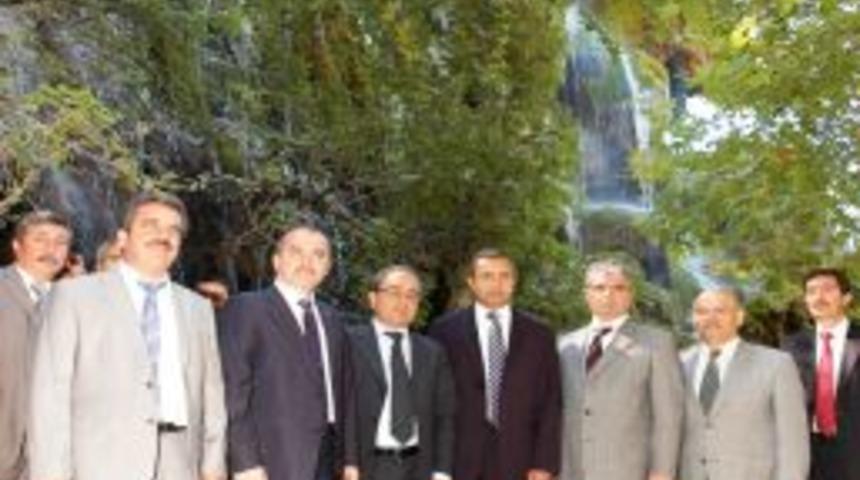 Denizli Valisi Demir il&ccedil;elerde incelemelerde bulundu