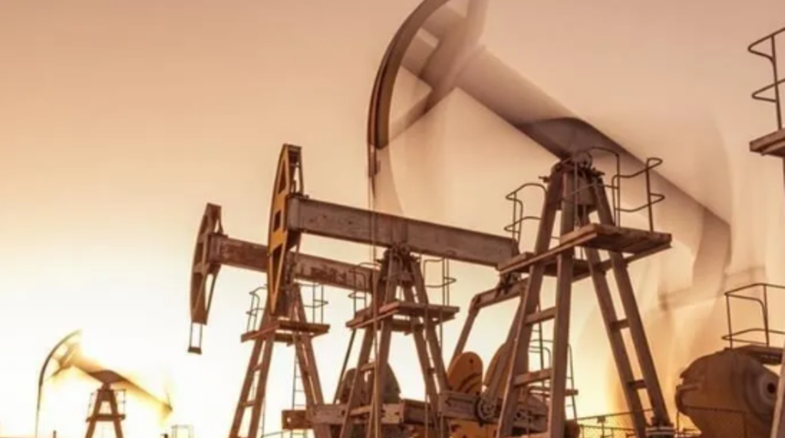 Brent petrol&uuml;n varili 97,39 dolardan işlem g&ouml;r&uuml;yor
