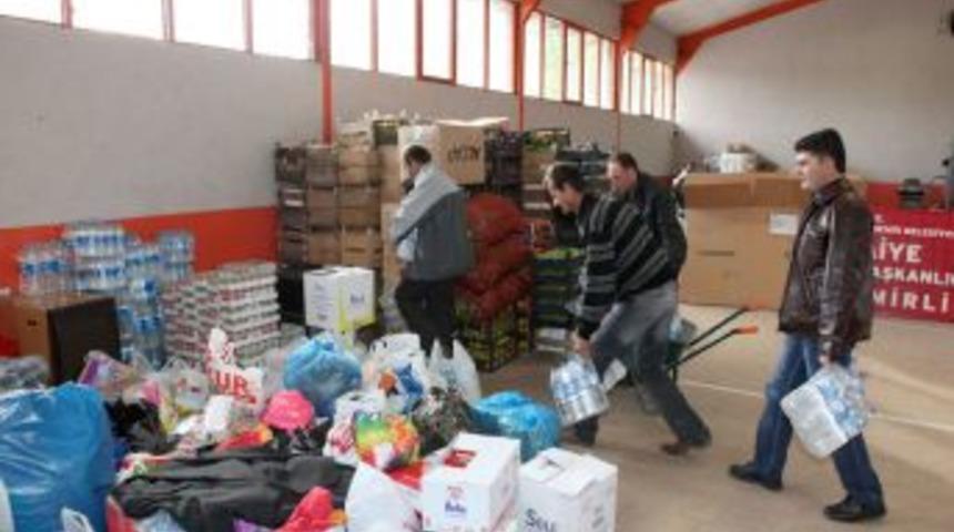 Sakarya&rsquo;da depremzedeler i&ccedil;in yardım toplama kampanyası başlatıldı