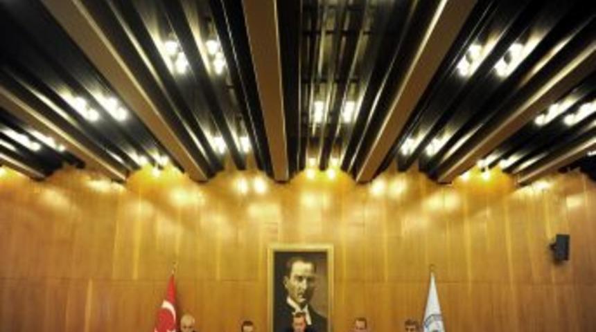 Erdoğan: İsrail, T&uuml;rkiye gibi bir dostunu kaybederek yalnızlığı tercih etmiştir