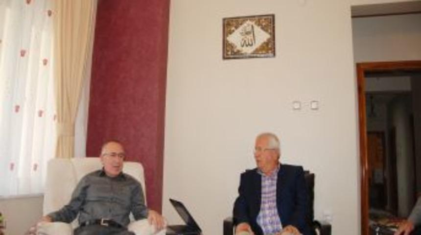 Posbıyık'tan meclis &uuml;yesi Kalay&rsquo;a ge&ccedil;miş olsun ziyareti