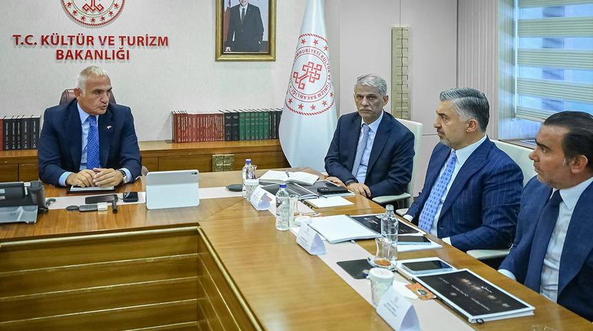 M&uuml;zelerde yeni d&ouml;nem başlıyor! T.C. kimlik kartları M&uuml;zekart olacak