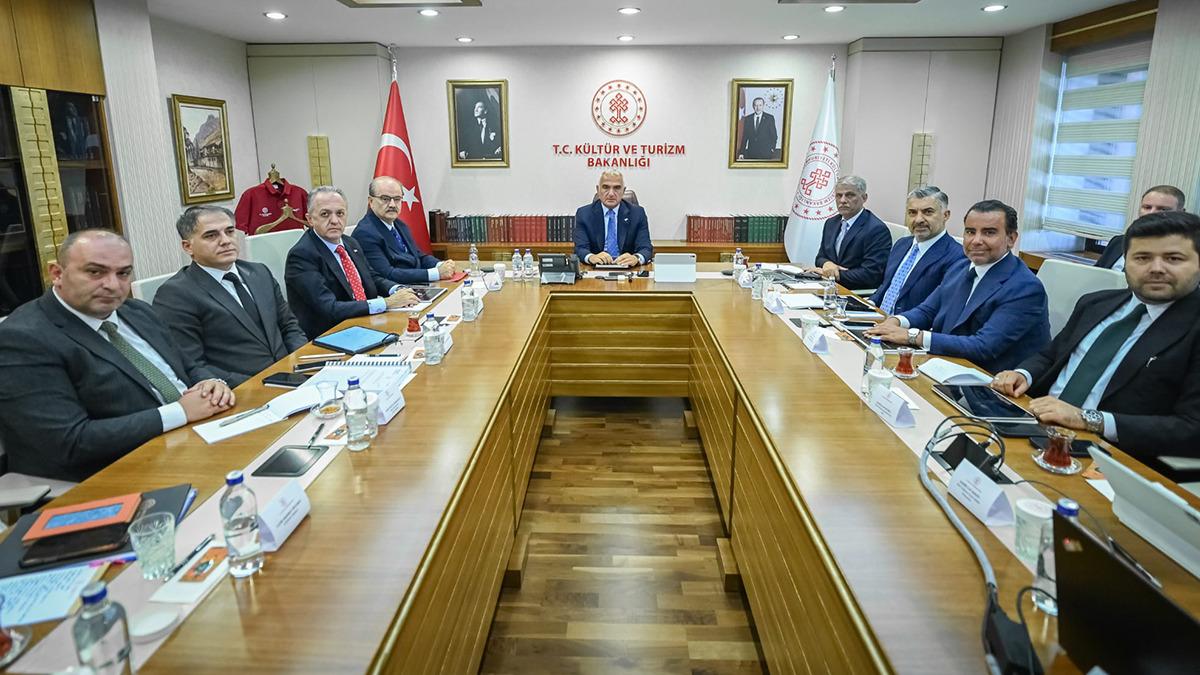 M&uuml;zelerde yeni d&ouml;nem başlıyor! T.C. kimlik kartları M&uuml;zekart olacak 4