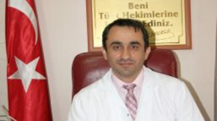 Devlet Hastanesi deprem b&ouml;lgesine doktor g&ouml;nderdi