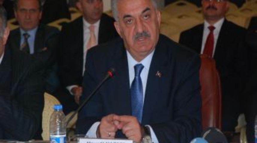 Rize&rsquo;de &ccedil;ay sekt&ouml;r&uuml;n&uuml;n sorunları tartışıldı