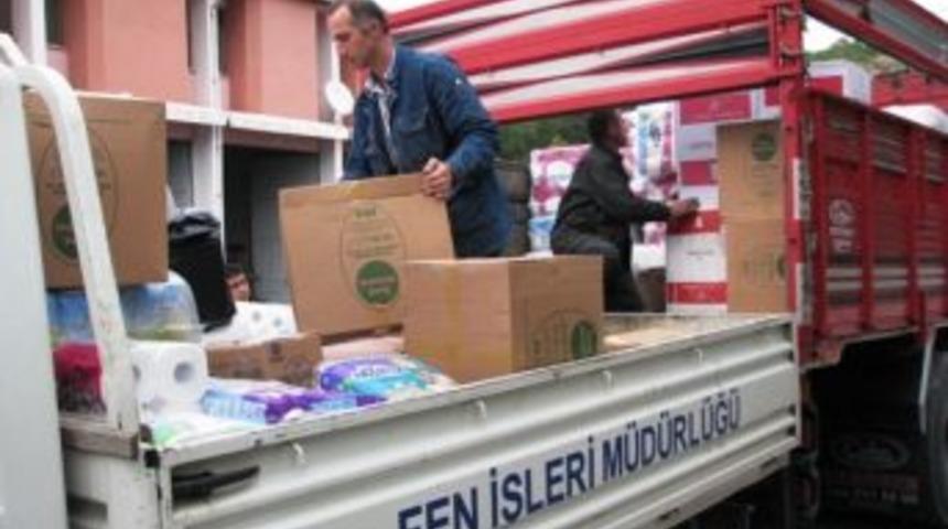 Sinop Valiliği'nden Van'a yardım TIR'ı