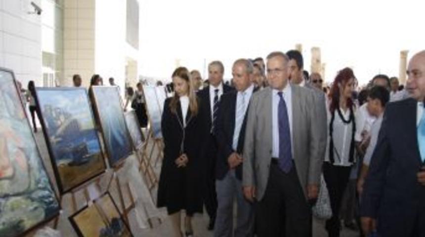 &Ouml;rnek sergi Lefkoşa yolunda