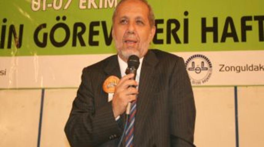 Din hizmetlerinde ihlas ve samimiyetin &ouml;nemi anlatıldı