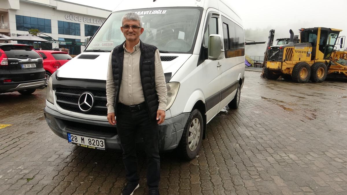 Bu adamı kimse anlamıyor! Çocukluğundan beri tersten konuşuyor 1