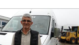 &Ccedil;ocukluğundan beri tersten konuşuyor! Kimse anlayamıyor