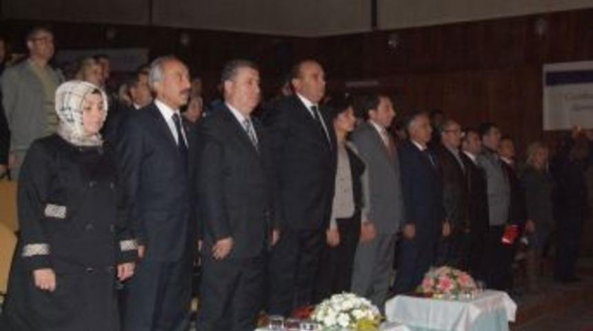 Kahramanlık t&uuml;rk&uuml;lerini, kahramanlar s&ouml;yledi