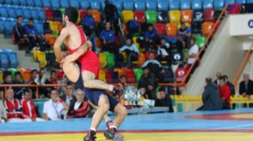 G&uuml;reş Federasyonu Başkanı &Ccedil;eker, iddialı konuştu