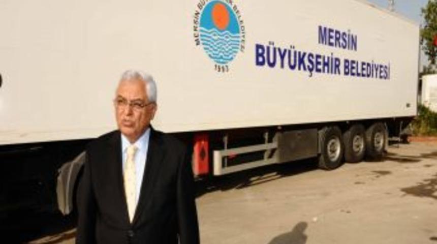 Mersin'den Van'a 4 TIR yardım g&ouml;nderildi