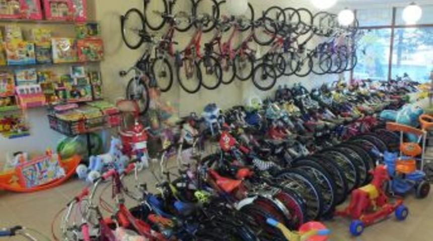 &Ccedil;ocuk d&uuml;nyasından maliyetine satışlar