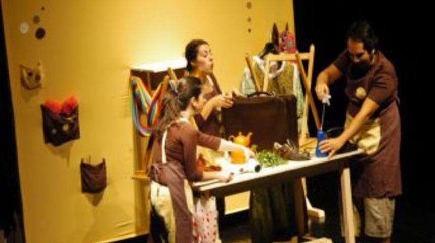 Adile Naşit Tiyatrosu şenlendi