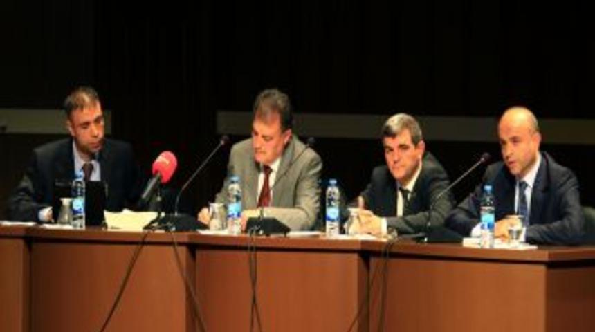 Azeri &Ouml;ğretim &Uuml;yesi: Azerbaycan, T&uuml;rkiye'ye vizeyi İran korkusundan kaldıramıyor