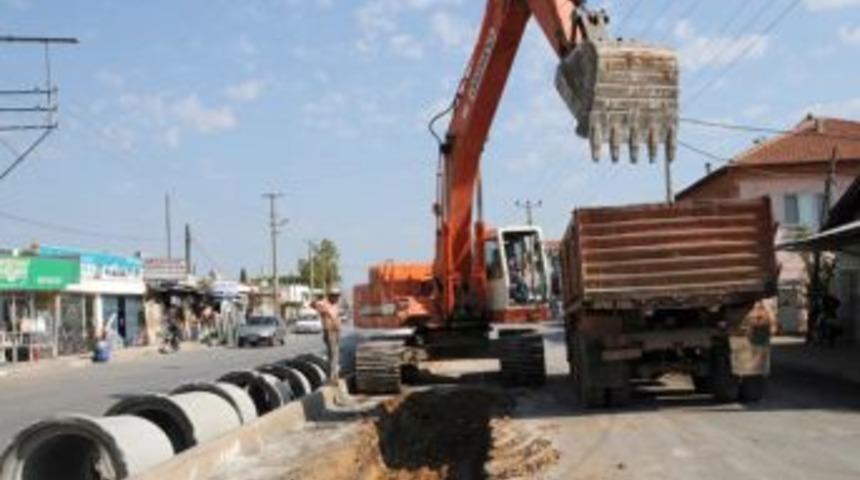 D&uuml;den Şelalesi&rsquo;nin yolu yenileniyor