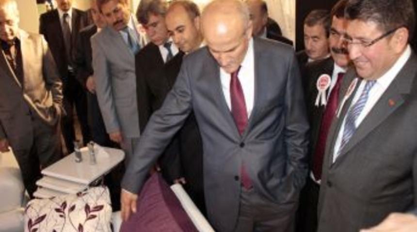 Kayseri&rsquo;den İtalya&rsquo;ya mobilya ihracı Vali Bilici&rsquo;yi sevindirdi