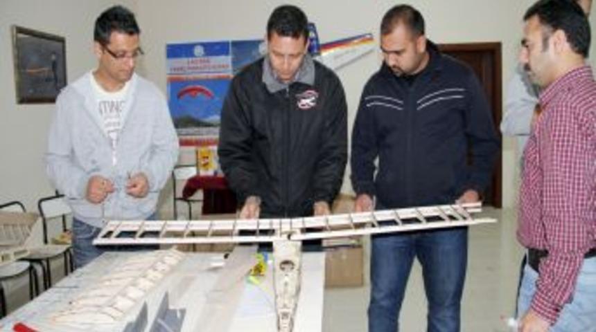 Model u&ccedil;ak imalat kursuna ilgi b&uuml;y&uuml;k