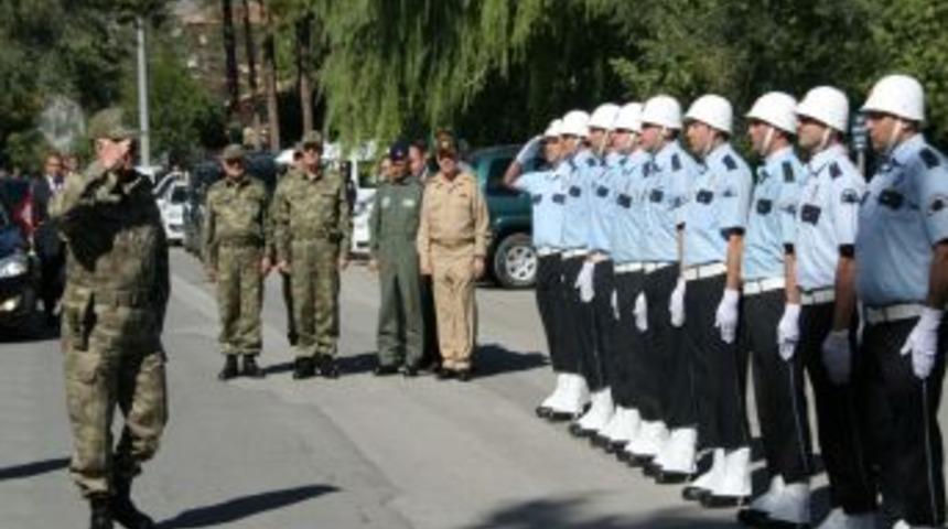 Genelkurmay Başkanı &Ouml;zel ve kuvvet komutanları Erzincan&rsquo;dan ayrıldı