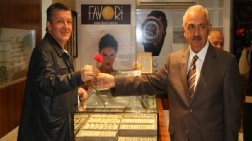 M&uuml;ft&uuml; Kaya: &Ccedil;ocuklara cami k&uuml;lt&uuml;r&uuml; k&uuml;&ccedil;&uuml;k yaşta verilmeli