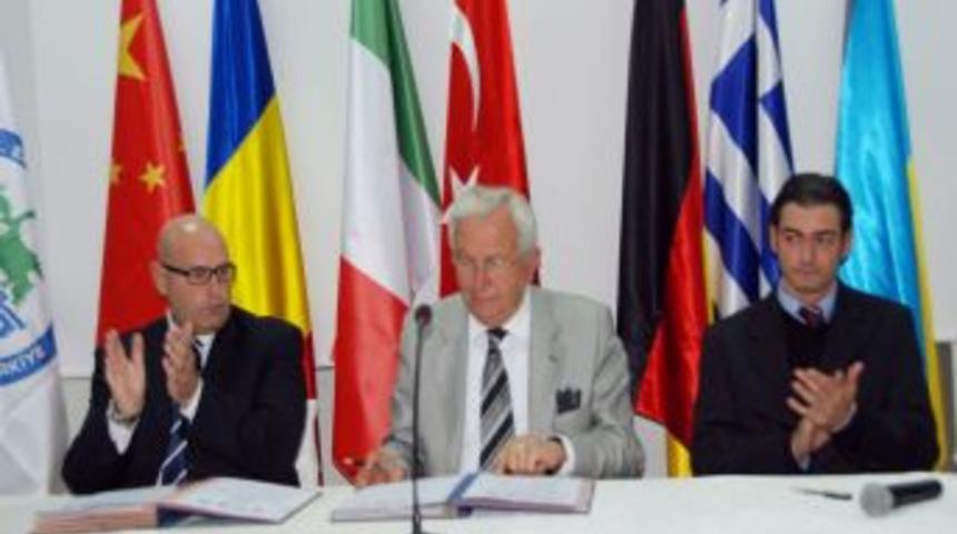 `Avrupa Birliği Kardeş Şehirler Projesi` imzalandı