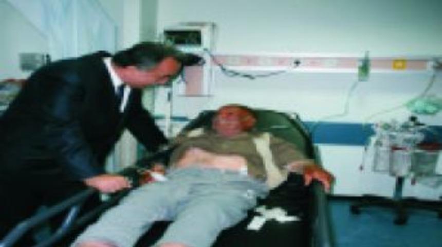 Cemal Akın&rsquo;dan hastalara ziyaret&hellip;