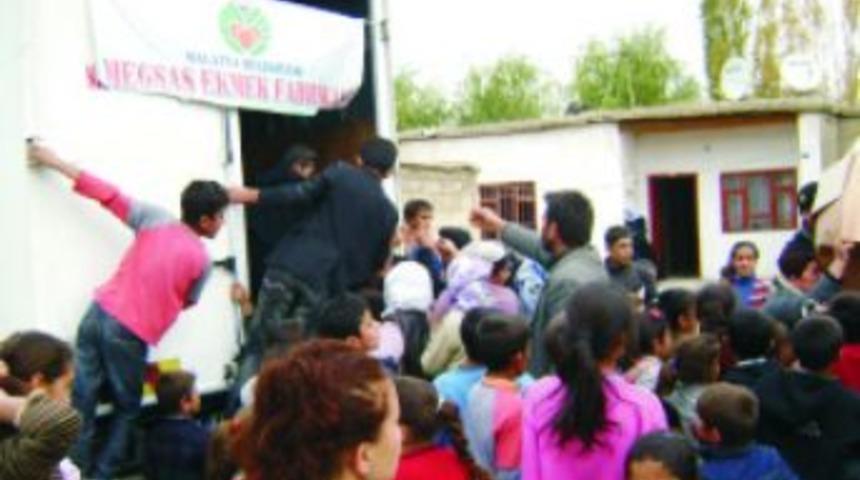 Bir yardım tır&rsquo;ı daha g&ouml;nderildi