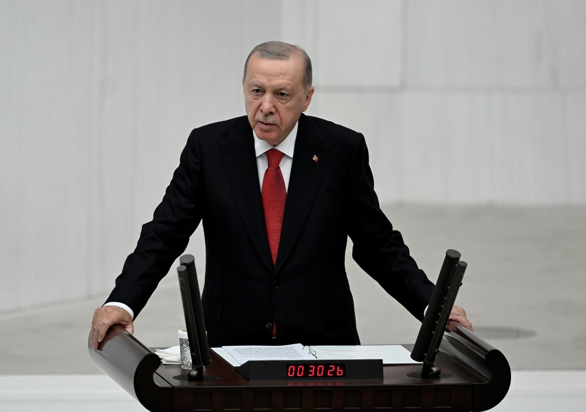 Cumhurbaşkanı Erdoğan: "Fon sorununun &uuml;stesinden geliyoruz" 3