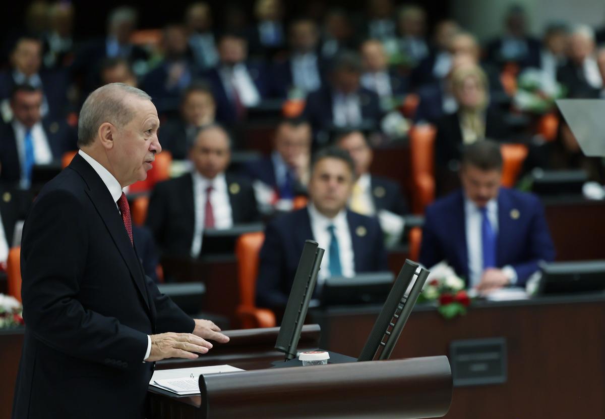 Cumhurbaşkanı Erdoğan: "Fon sorununun &uuml;stesinden geliyoruz" 4