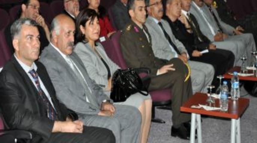 İn&ouml;n&uuml; &Uuml;niversitesi İletişim Fak&uuml;ltesi eğitime başladı