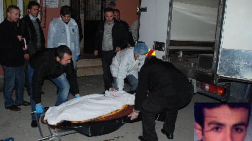 Ayrılmak isteyen eşini &ouml;ld&uuml;rd&uuml;