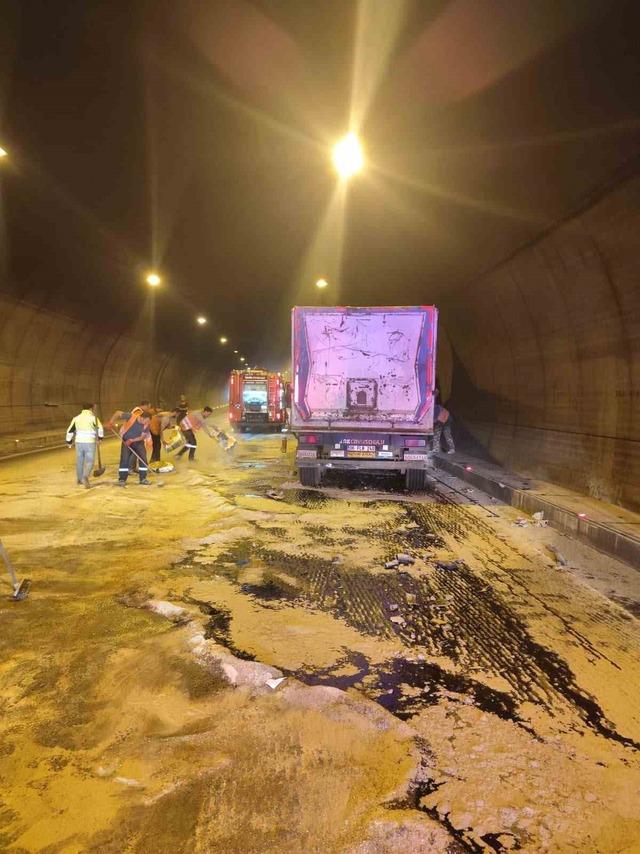 Tünel içinde çarpıştılar: 1 yaralı 1