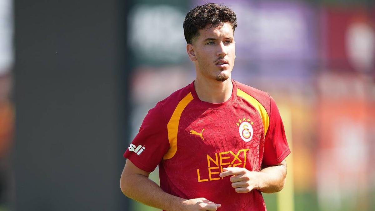 Sadece 3 maç oynayabildi! Galatasaray ın yeni transferine kesik: Okan Buruk pişman oldu 1