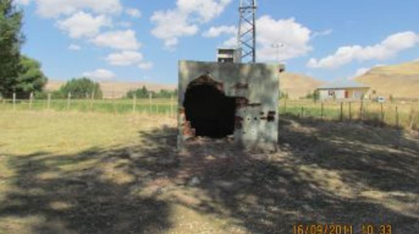 Erciş'te i&ccedil;me suyu tesisi tahrip edildi