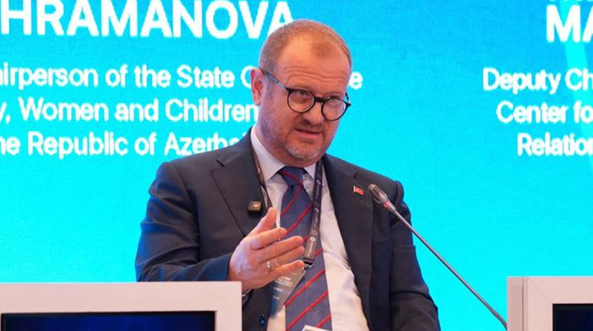 RT&Uuml;K Başkanı Daniş&rsquo;ten Bak&uuml;&rsquo;de &ldquo;Dijital Vatan&rdquo; vurgusu